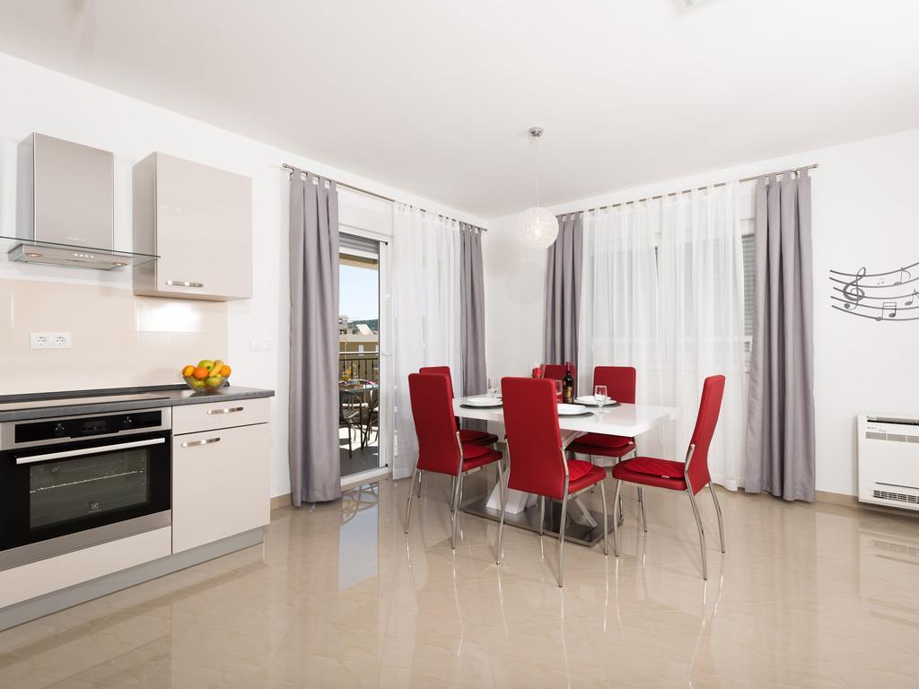 Apartment Bingo Trogir Exterior photo