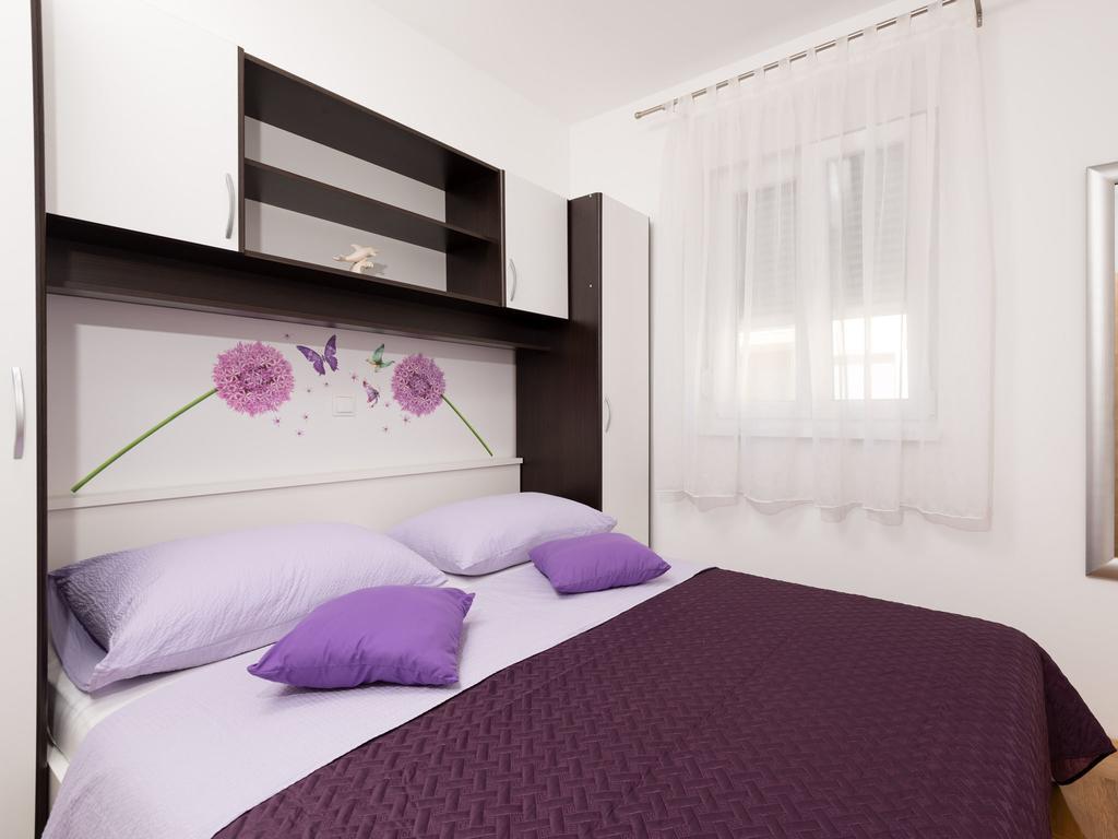 Apartment Bingo Trogir Exterior photo