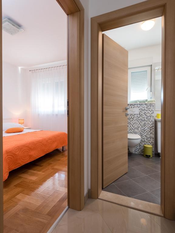 Apartment Bingo Trogir Exterior photo