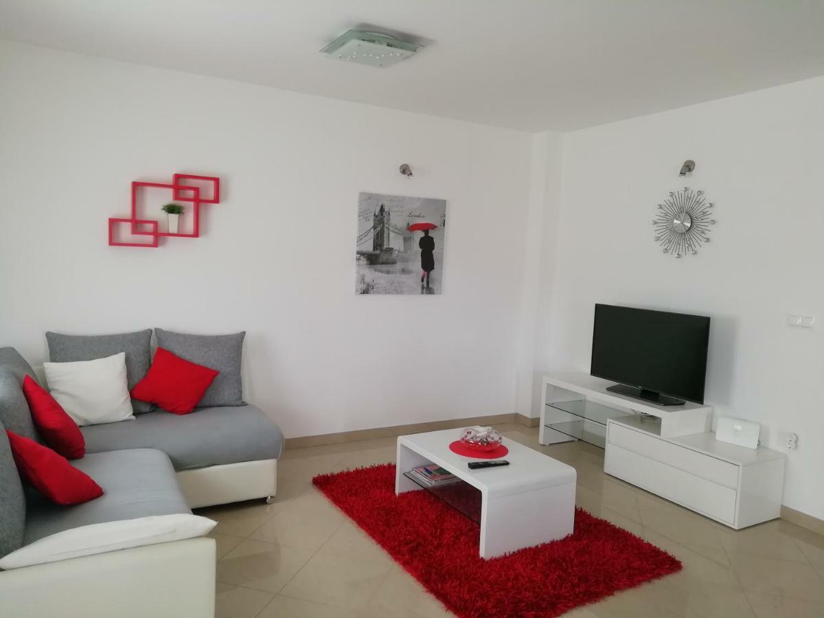 Apartment Bingo Trogir Exterior photo